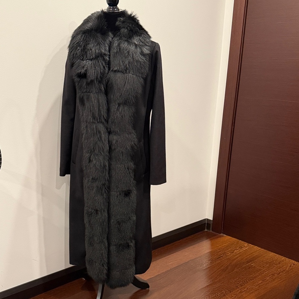 Philipp Plein Elegant Black Coat with Fox Fur Trim. Authentic
